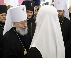 Обійми митрополита Володимира і Патріарха Філарета війдуть в історію єднання Українського Православя
